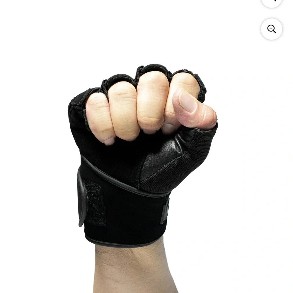Black Fitness Gloves